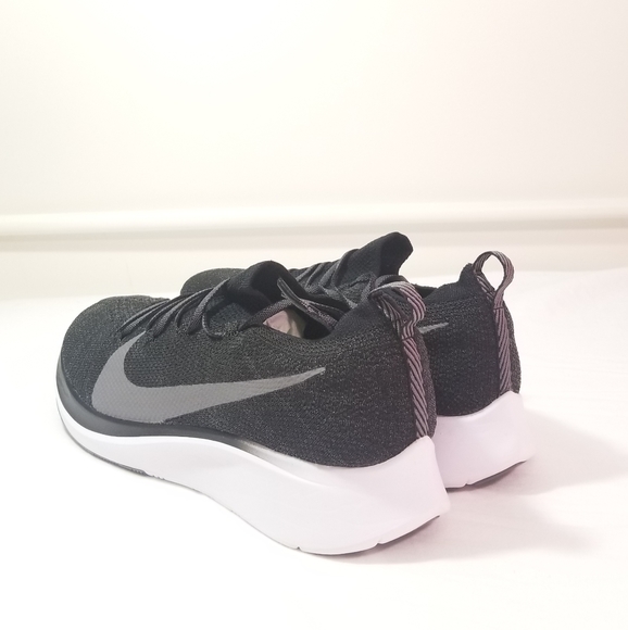 Nike Zoom Fly Flyknit - Picture 6 of 8